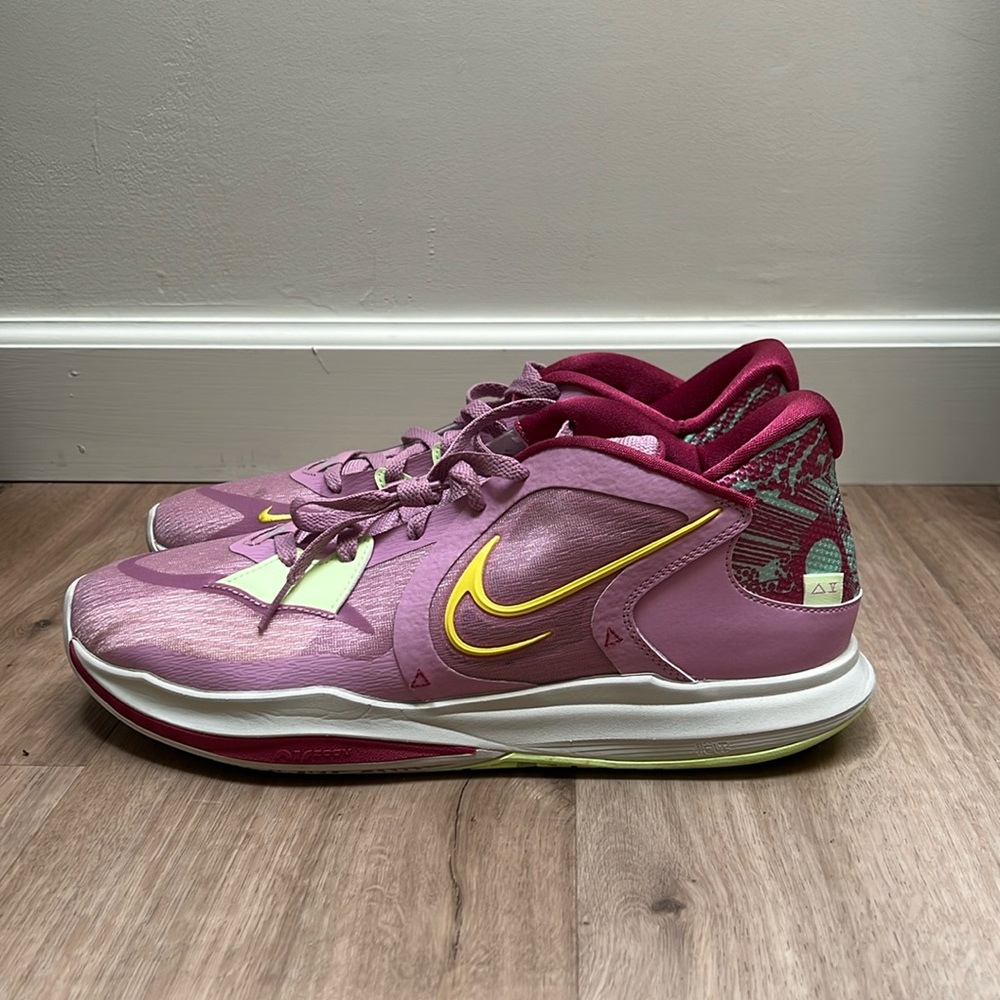 Nike Kyrie Low 5 Orchid DJ6012-500 Men’s Size 13.5 Shoes